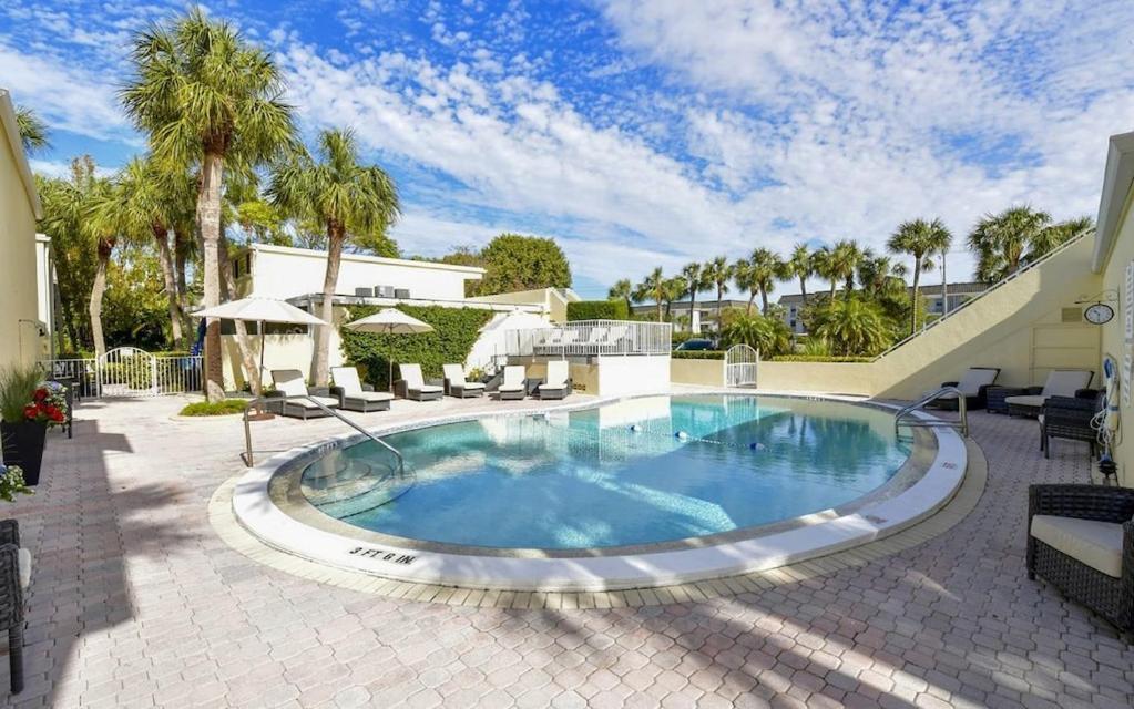 Laplaya 201C Breathtaking Gulf Panorama From This Corner End Unit With A Private Stairway To The Beach 朗博特岛 外观 照片